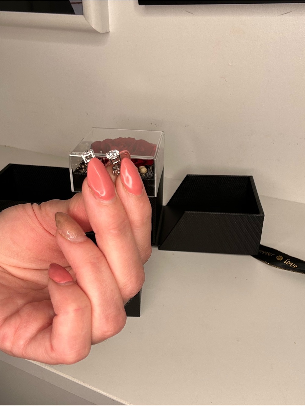 0.6CT Moissanite S925 studs - Picture 7 of 9